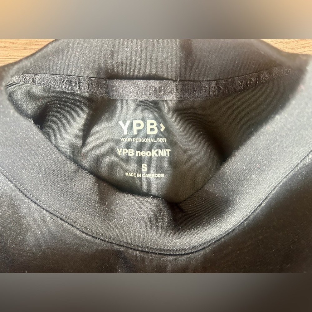Abercrombie & Fitch YPB neoKNIT Mini Crew in Dune Colorblock Women’s Size Small - Picture 4 of 7